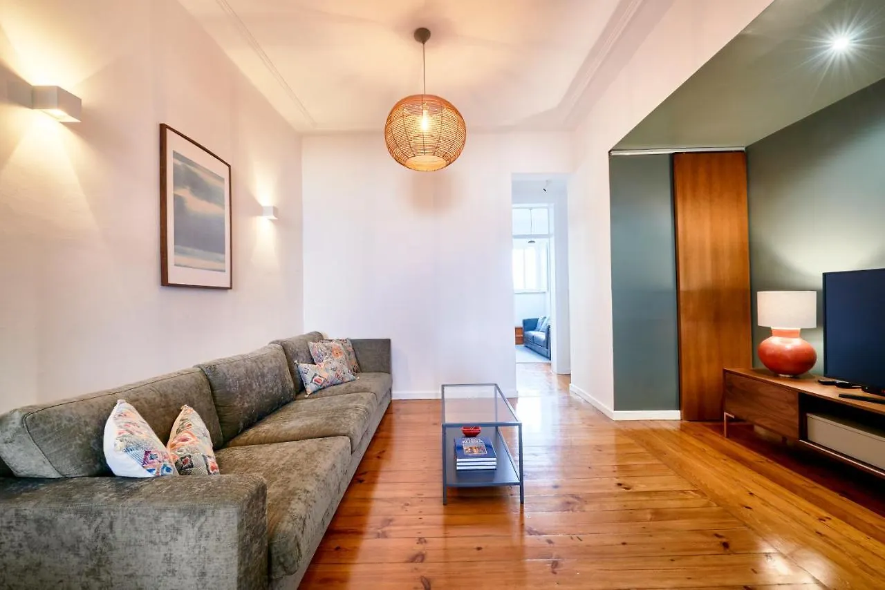 Elegant Apartment In Graca! Lisboa